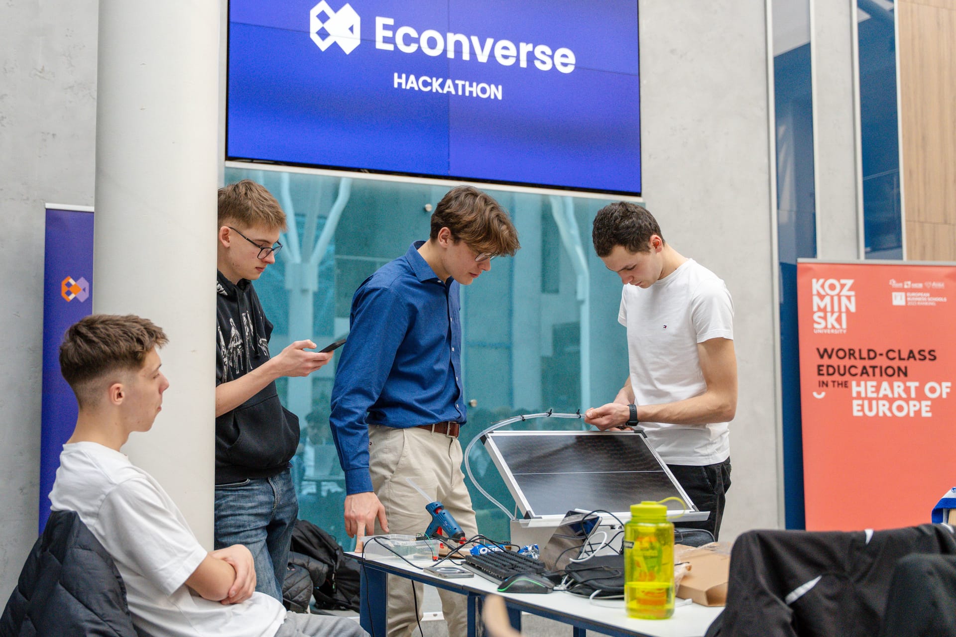 Econverse_hackathon-52.jpg